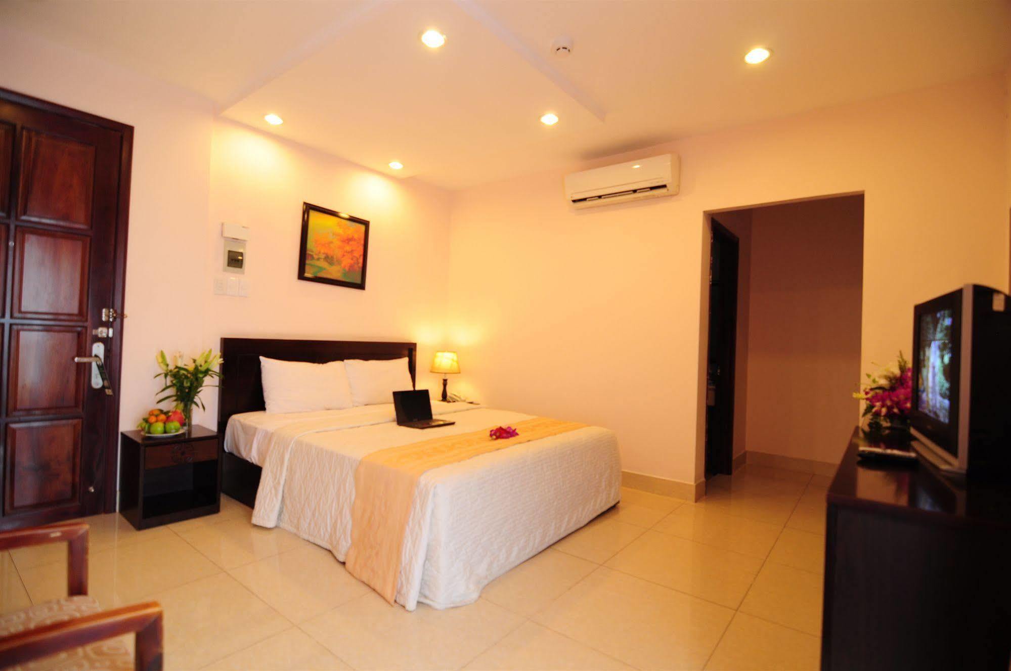 Phuoc Loc Tho 1 Hotel Ho Chi Minh City Exterior photo