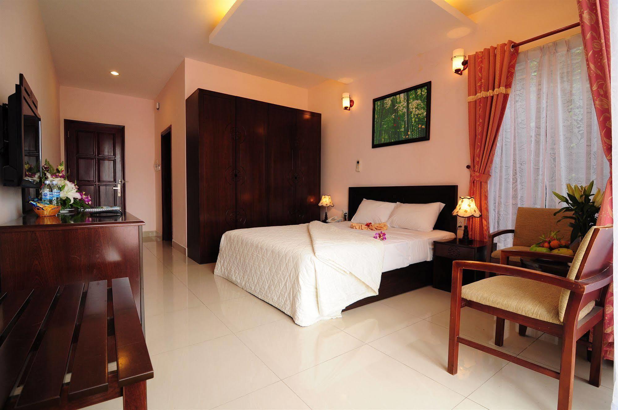 Phuoc Loc Tho 1 Hotel Ho Chi Minh City Exterior photo
