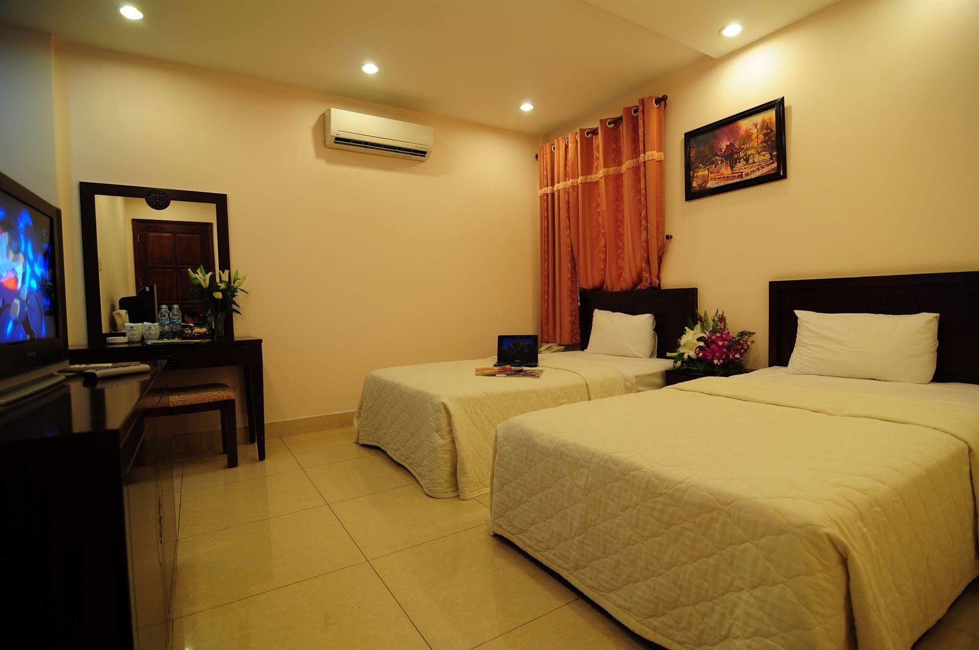 Phuoc Loc Tho 1 Hotel Ho Chi Minh City Exterior photo